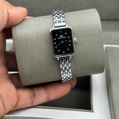 Classy Daniel Wellington Watch For Women (J2133)